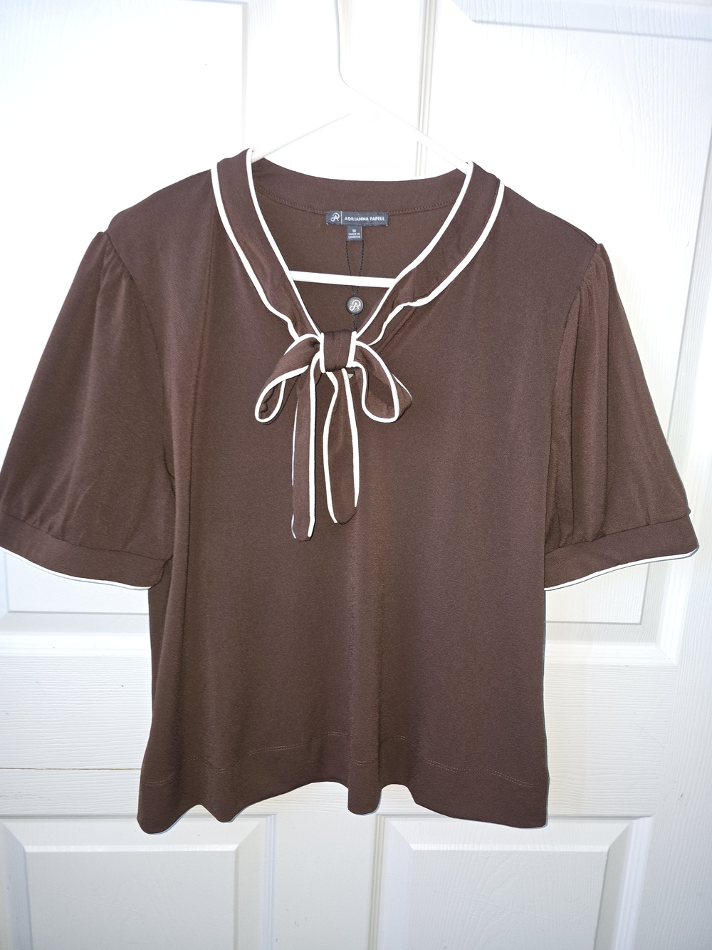 Adrienne Vittadini Brown Knit Tie-Neck Blouse with White Trim
